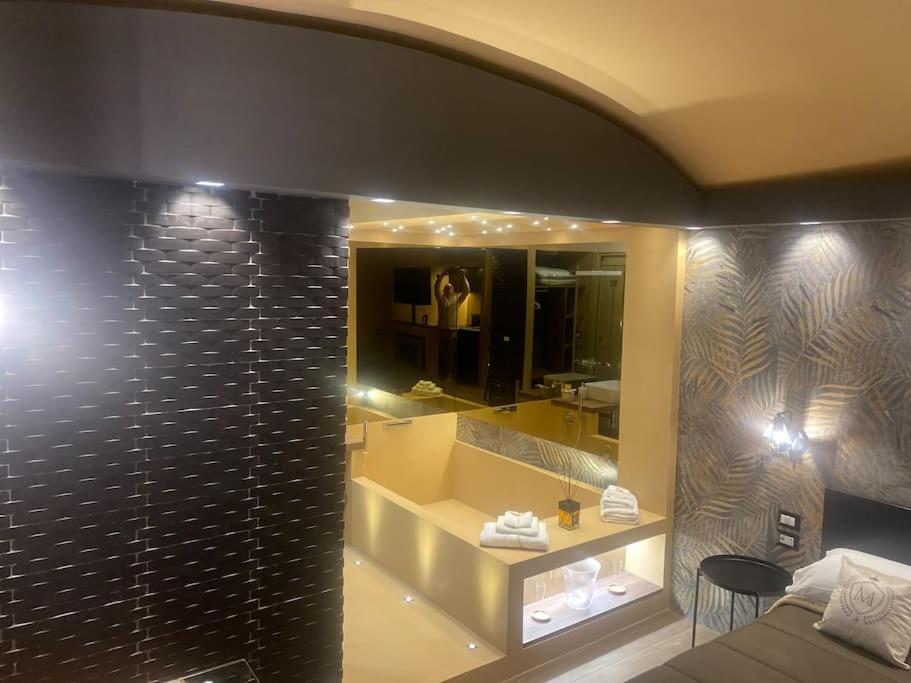 Montesantogroup Suite House Nel Centro Di Napoli מראה חיצוני תמונה