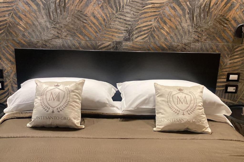 Montesantogroup Suite House Nel Centro Di Napoli מראה חיצוני תמונה
