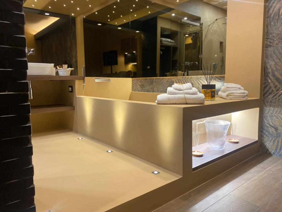 Montesantogroup Suite House Nel Centro Di Napoli מראה חיצוני תמונה